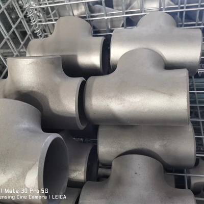 Durable Carbon Steel Equal Tee St37.0 Material Forged Technics Fittings