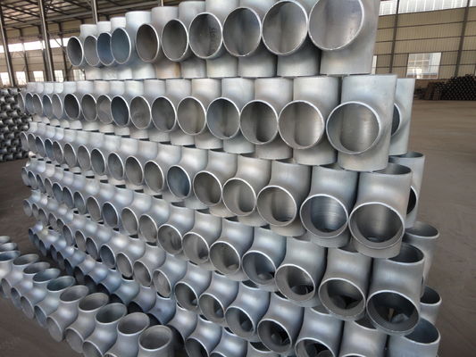 A105N WP316L WP304 Black Welded Reducing Tee Butt Welded Pipe Fitting Tee Seamless