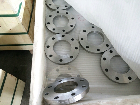 Pn6 Carbon Steel Blind Flange Din En 1092-1 Oil Black Paint